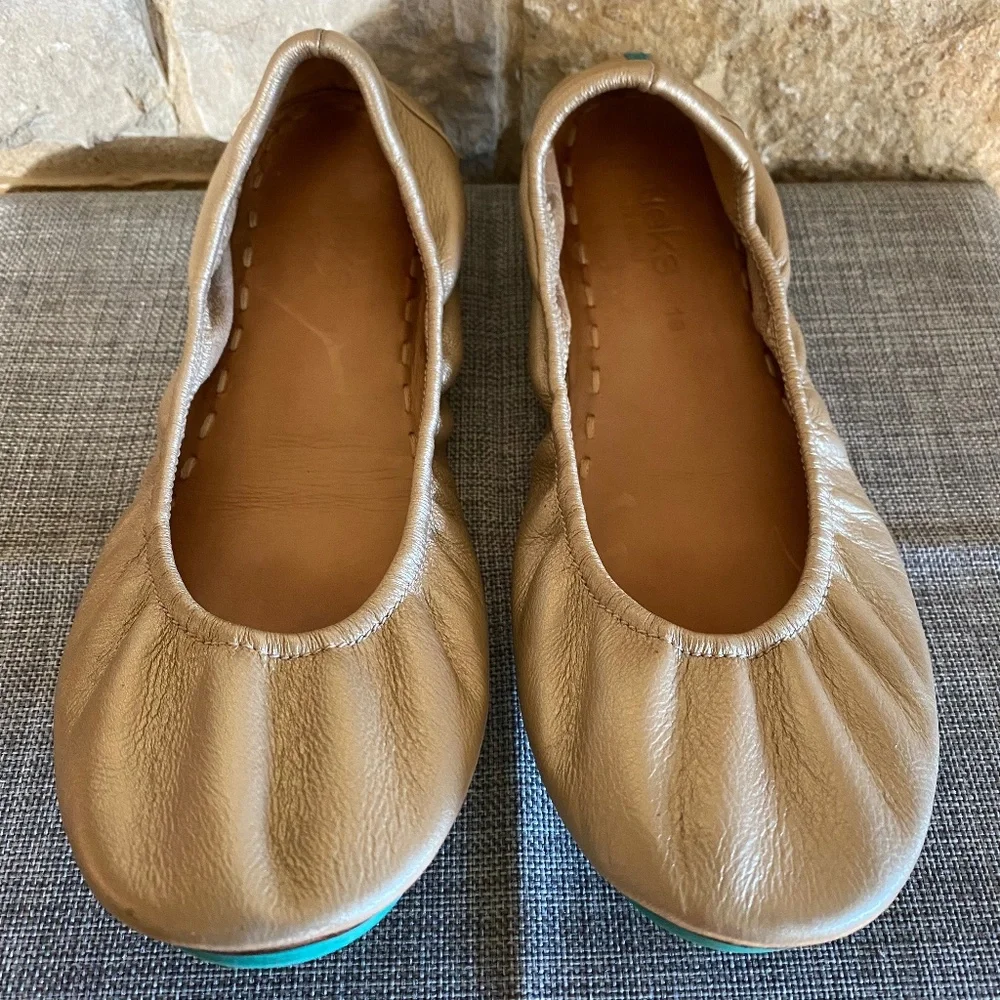 Tieks flats - Picture 1 of 8